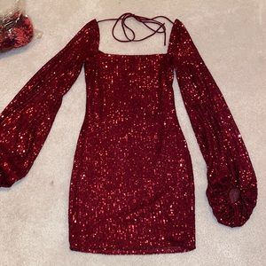 Shantellle sequin dress in burgundy